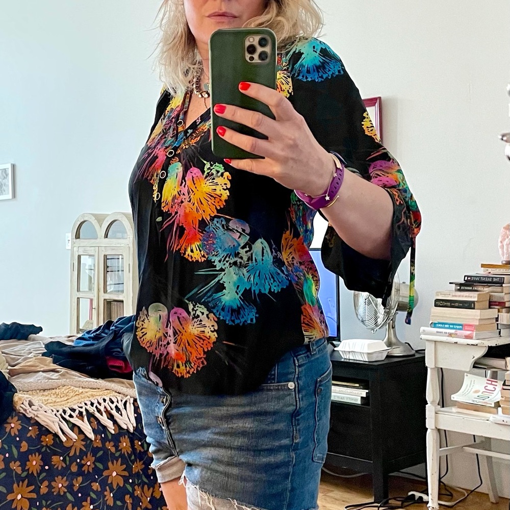 Yumi Kim 100% Silk Color Splash Blouse